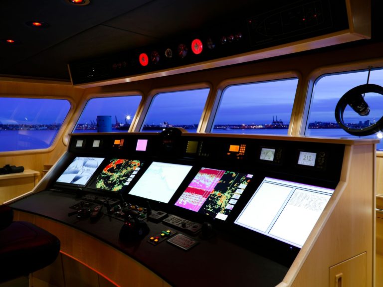 yacht dashboard