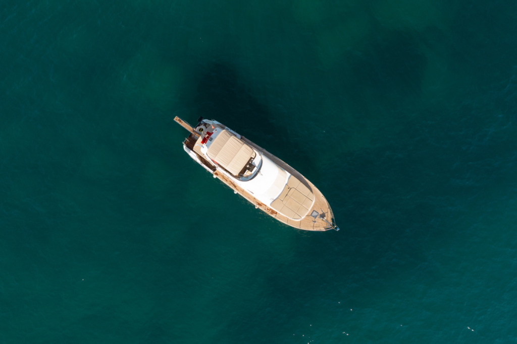How Social Media Builds Trust in the Marine Industry